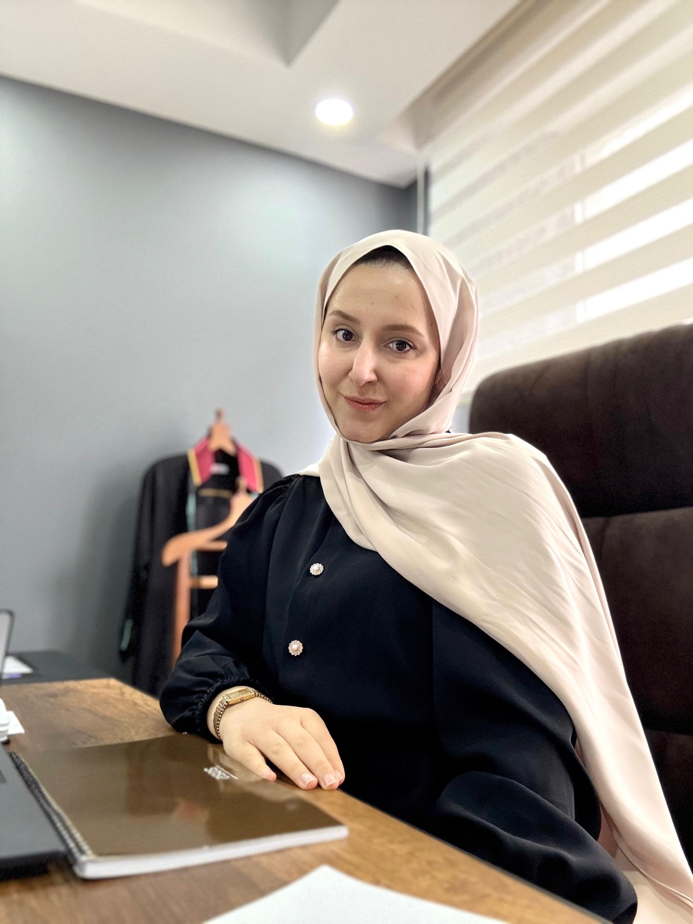 Avukat Rojda Basutçu